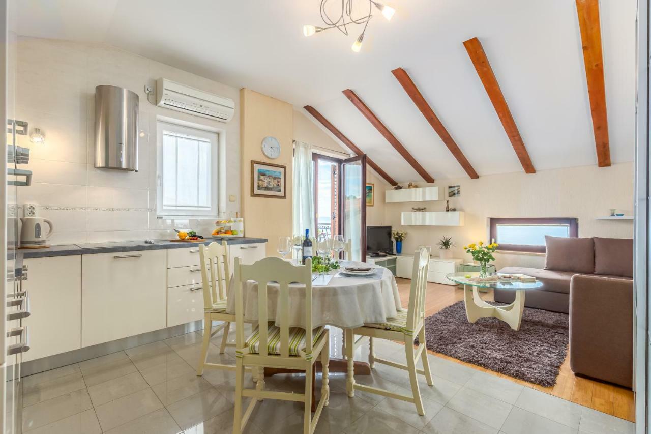 Korina Apartment Kostrena Bagian luar foto