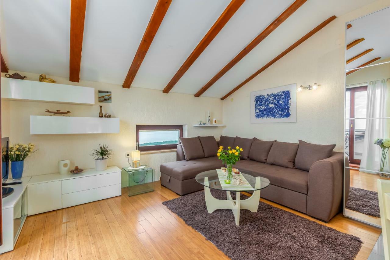 Korina Apartment Kostrena Bagian luar foto